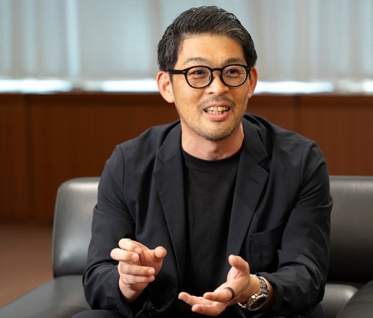 岩渕 聖氏