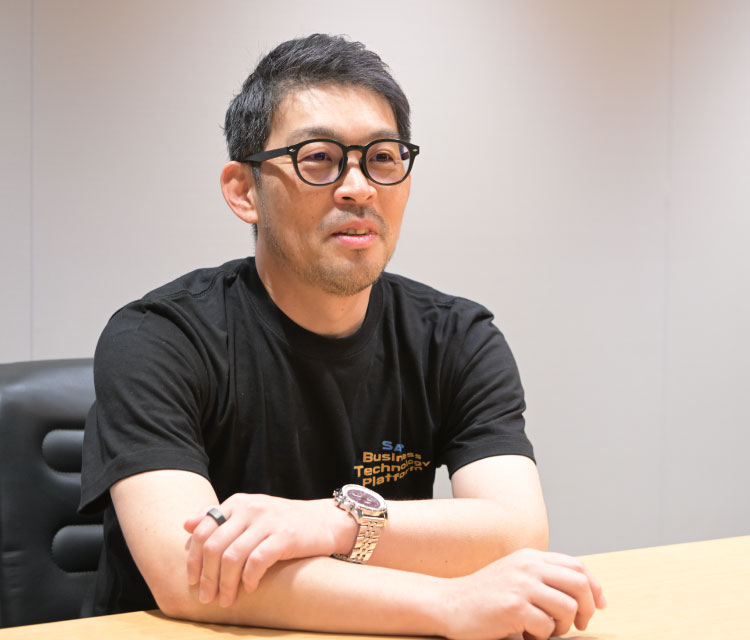 岩渕 聖氏