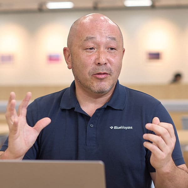 内田 氏