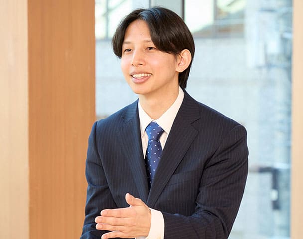宮本 氏