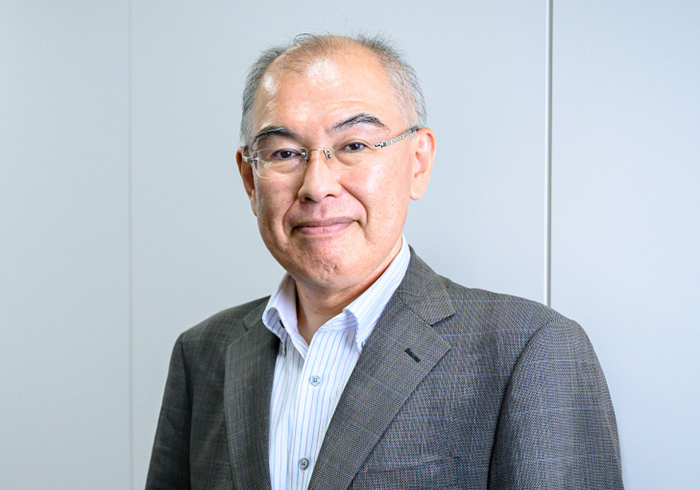 税所 哲郎氏