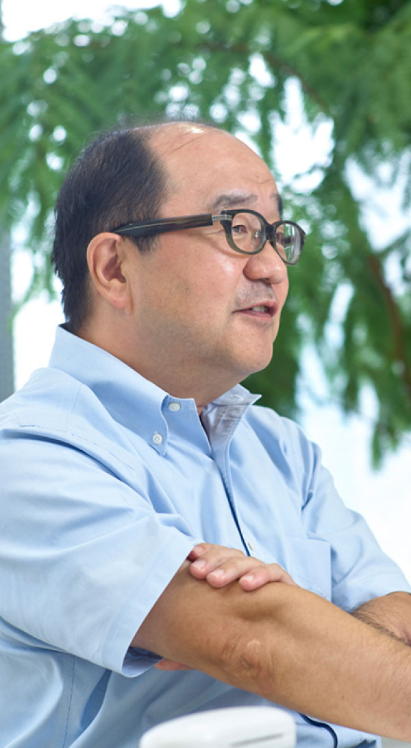小室氏