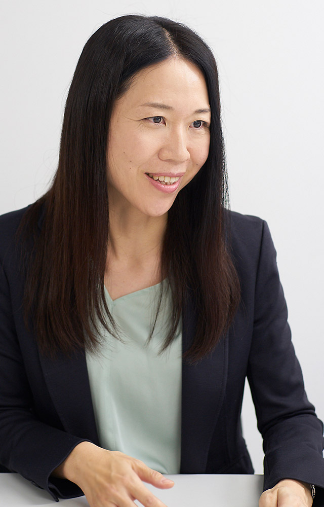 畑山 氏