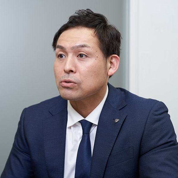 千葉 氏