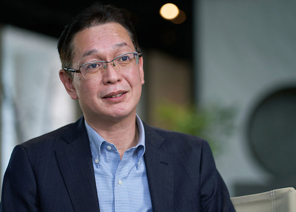 渡邉氏