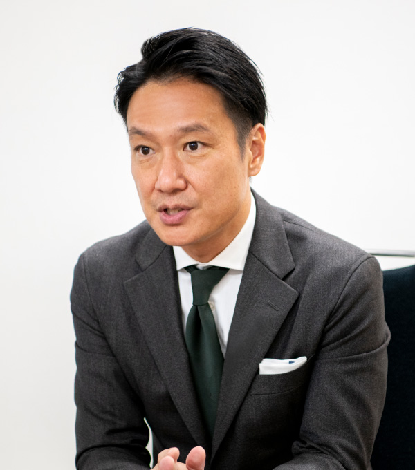 中村 宏 氏