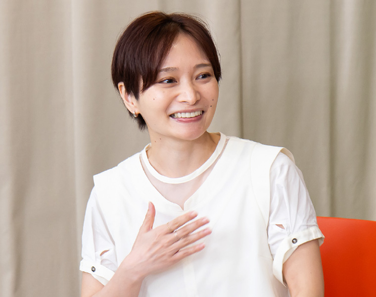 酒井 真弓 氏