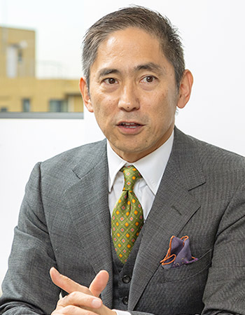アマゾン ウェブ サービス ジャパン合同会社 代表執行役員社長 長崎 忠雄氏