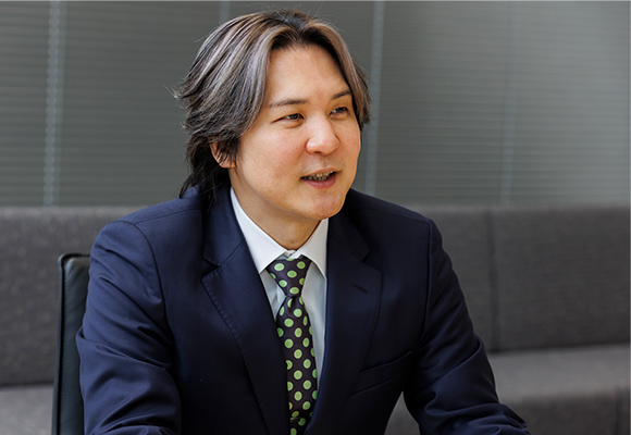 辻 伸弘氏