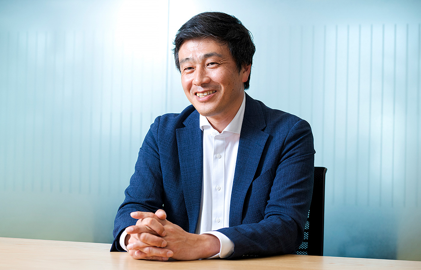 鈴村敏央氏