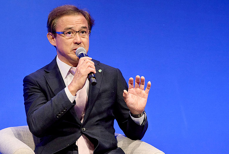 高橋氏