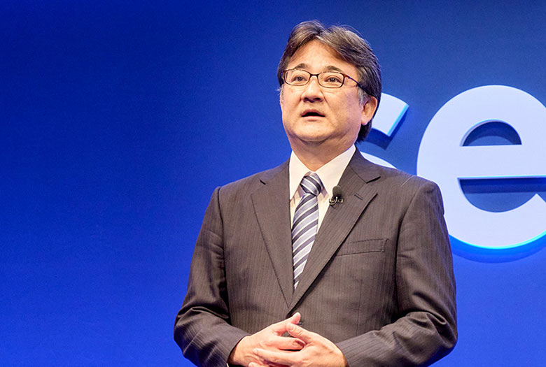 進谷氏