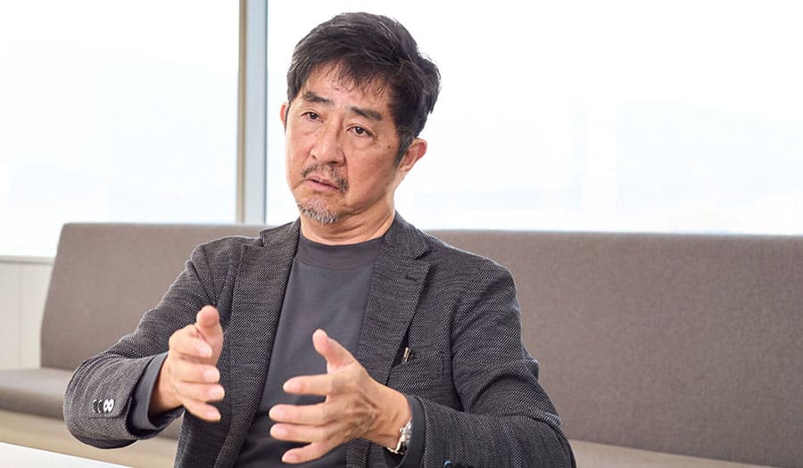 水内氏