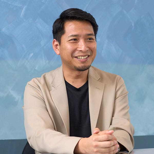 坪田氏