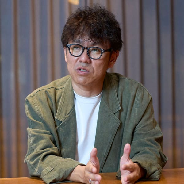黒川氏