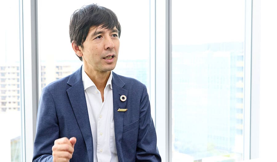 若槻 氏
