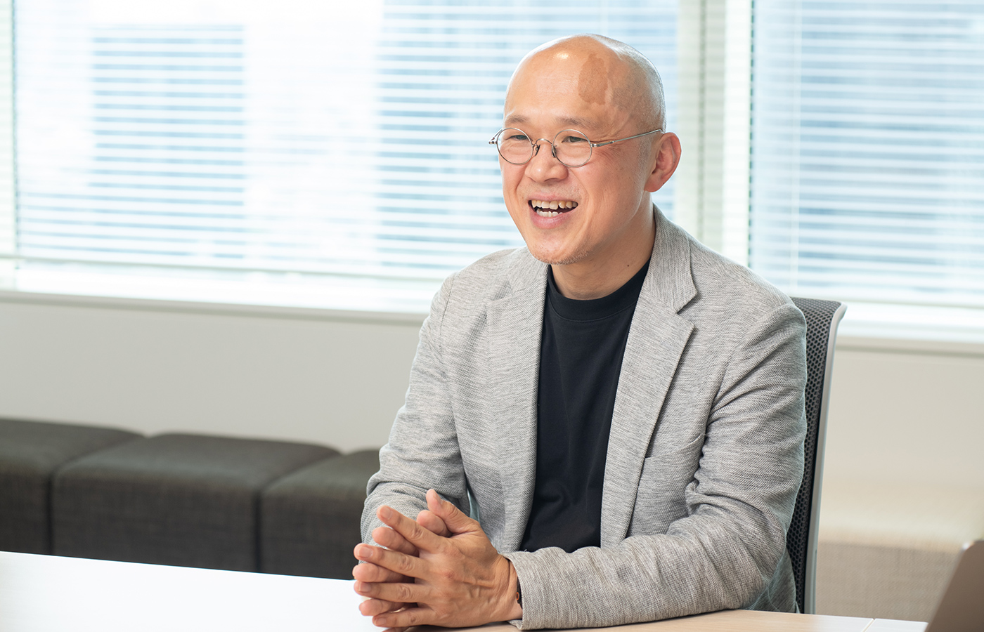 持田 忠一郎 氏