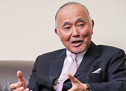 柏木孝夫（かしわぎ・たかお）氏
