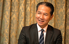 村瀬佳史氏