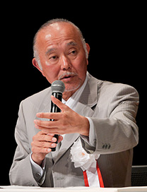 柏木氏は、「街全体でエネルギーや水、交通や物流、医療、情報などを統合的に最適制御するスマートコミュニティは、あらゆる業界が参画できるプロジェクトで、日本の大きな成長戦略につながることは間違いない」と話す