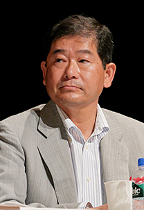 等哲郎(ひとし てつろう)氏