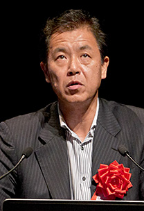 井熊均(いくま ひとし)氏