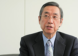 笠木伸英（かさぎ・のぶひで）氏