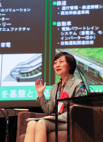 「日立は、それぞれの分野の専門企業とアライアンスを組み、住む人、働く人のニーズを満たす街づくりを提案したり、裏方で支えたりしたいと思います」(荒木氏)