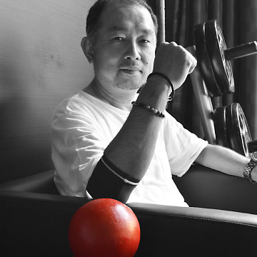 RIZAPグループ 取締役 事業基盤本部 本部長／岡田章二氏