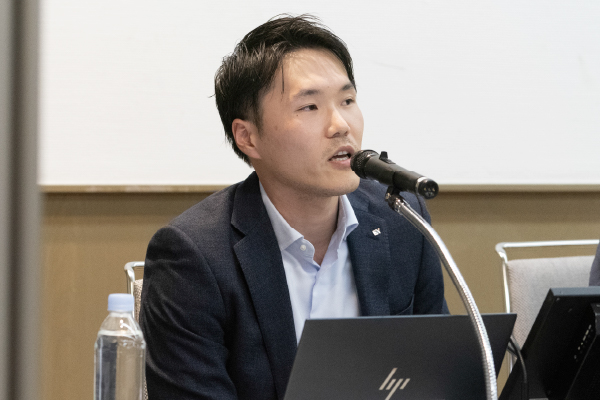 写真4：EYストラテジー・アンド・コンサルティング株式会社 シニアコンサルタント 笹山 隼大 氏