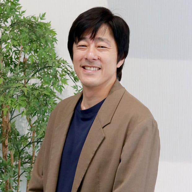 西田谷 氏
