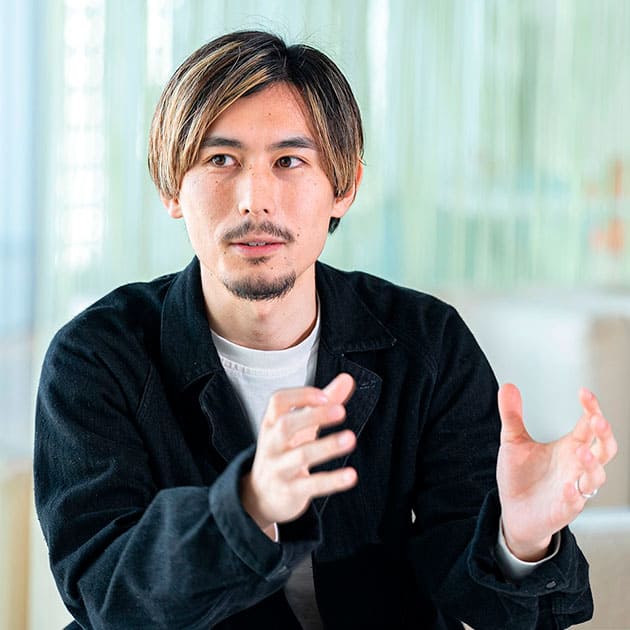 永峯 氏