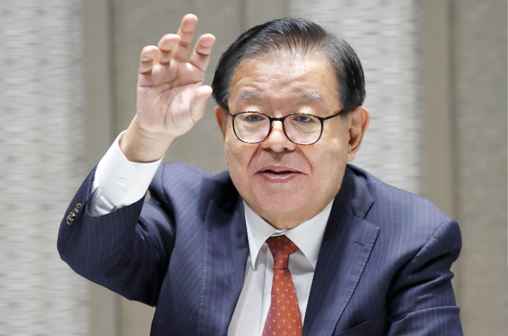 村井純氏