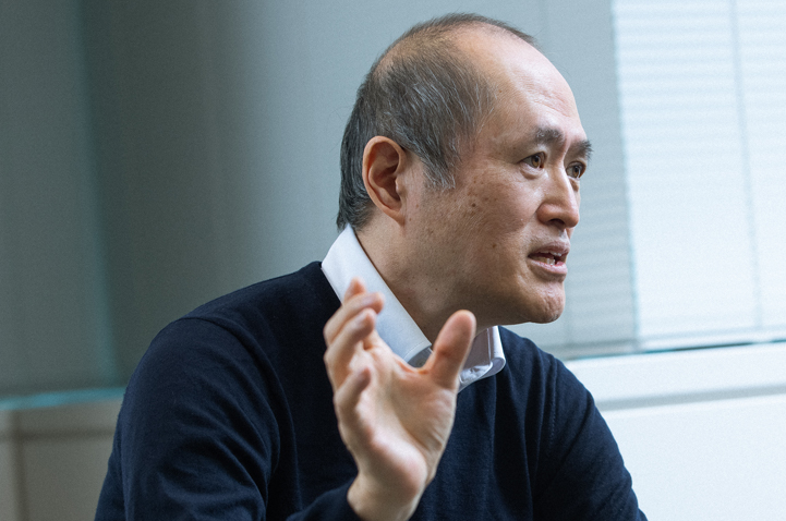 津田 宏氏