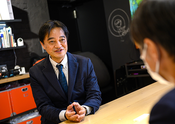 白坂 成功氏
