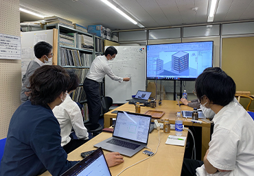 「ヒロシマBIMプロジェクト」のミーティングの様子