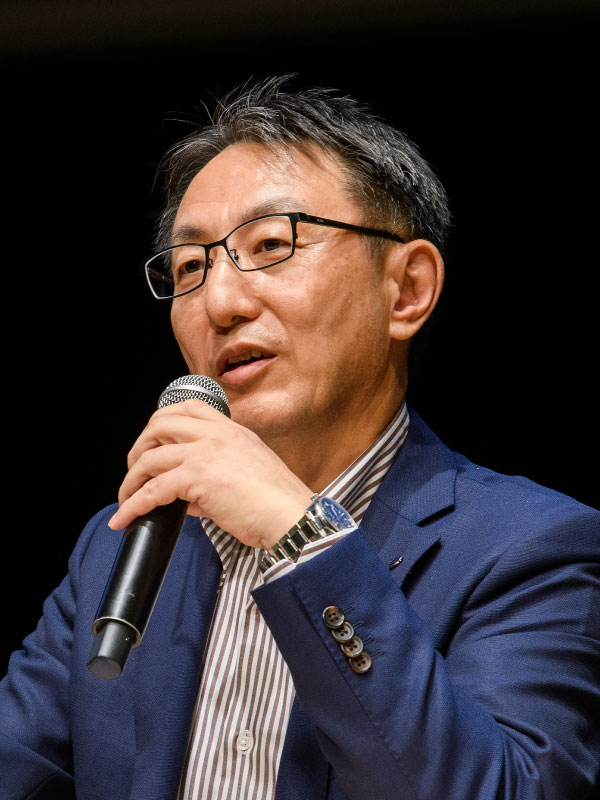 河合 功介氏