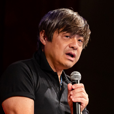 山崎 彰一 氏