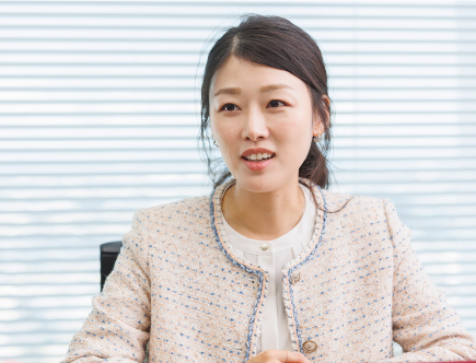 井上 秀枝氏