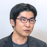 日立製作所
