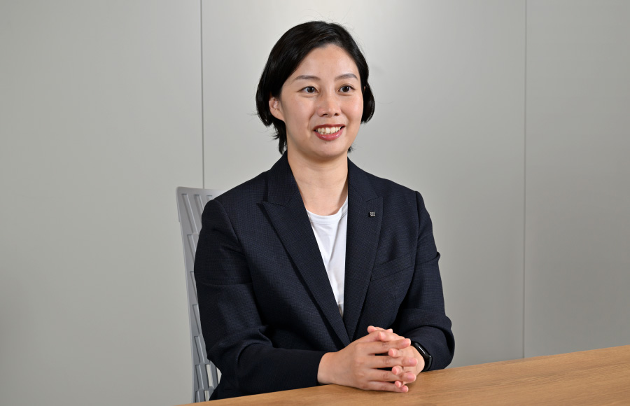 酒井 美帆 氏