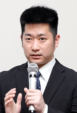 堀井 勇也 氏