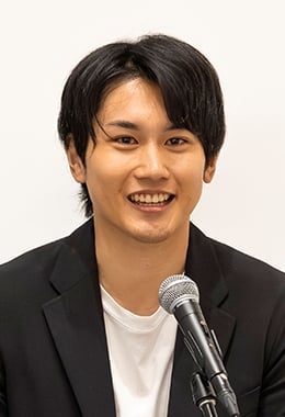神川 陽太 氏