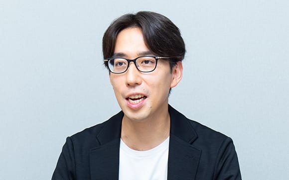 石川 佑樹 氏