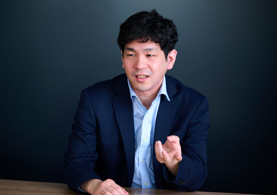 白井 陽祐 氏
