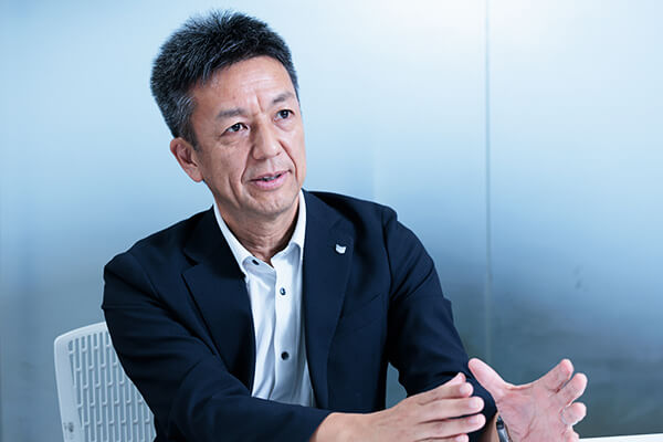 キヤノンITソリューションズ株式会社 ビジネスソリューション統括本部 ビジネスソリューション第二開発本部 第二開発部（マイグレーション開発部門） シニアアプリケーションスペシャリスト 白井 聡氏