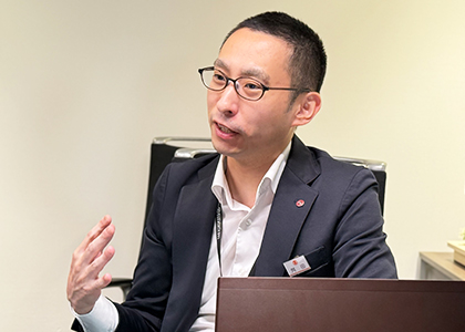 情報システム部 担当次長 舛田 基城氏