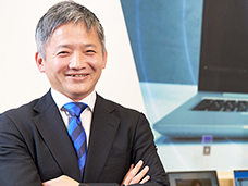 【Tech & Device TV】HPのビジネスPCを買うとデータ通信が5年間使い放題に!大注目の「HP eSIM Connect」を担当者が解説する