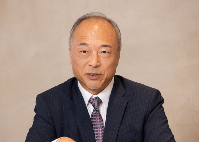 三輪 信雄氏
