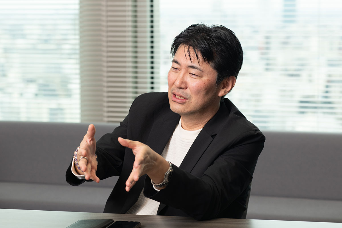 矢ヶ部 泰法 氏